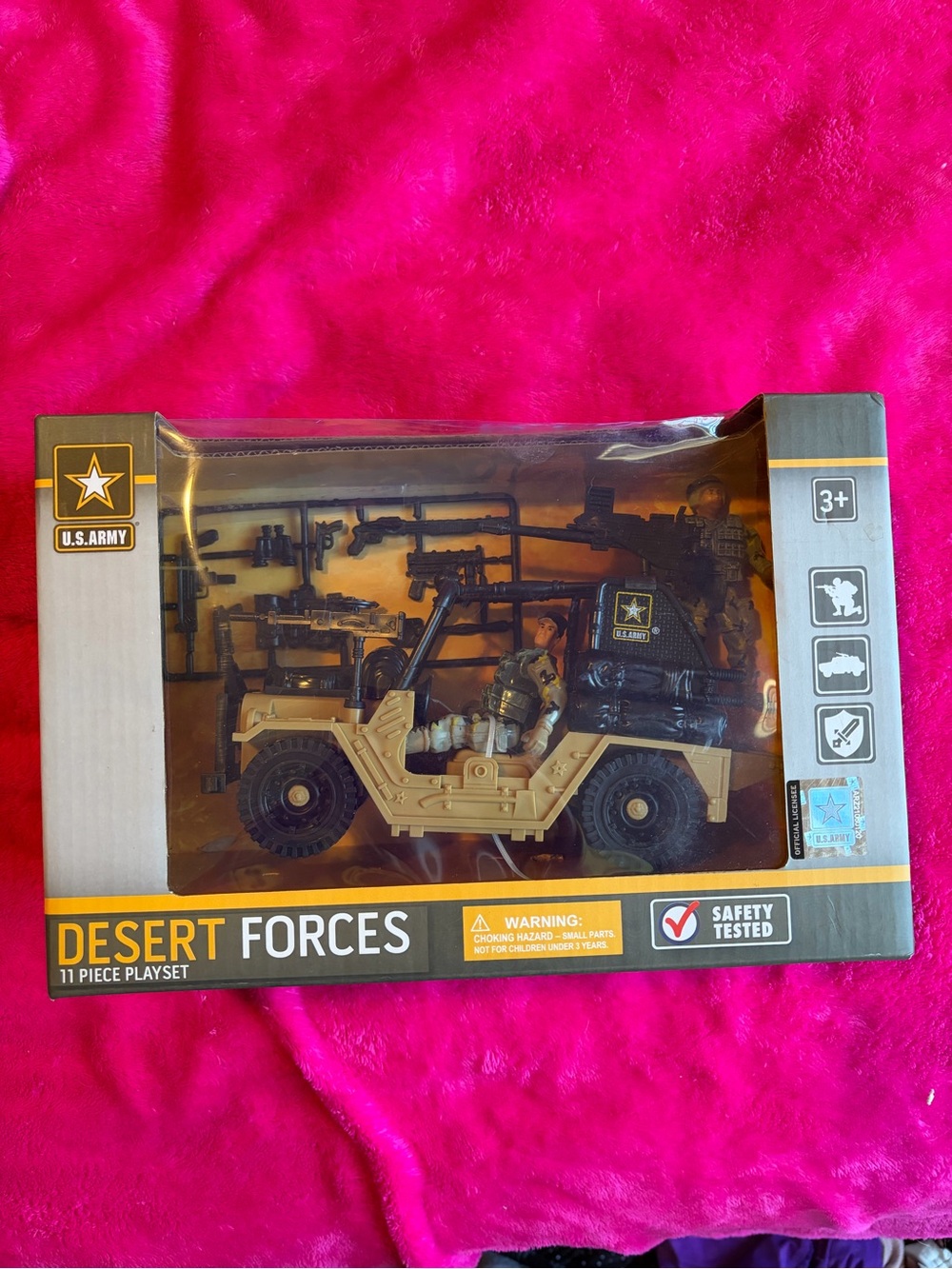 U.S. Army Tan & Black Desert Forces Military Playset - 11 Piece